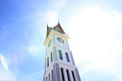 Keunikan Konstruksi Jam Gadang Bukittinggi - WonderVerse Indonesia