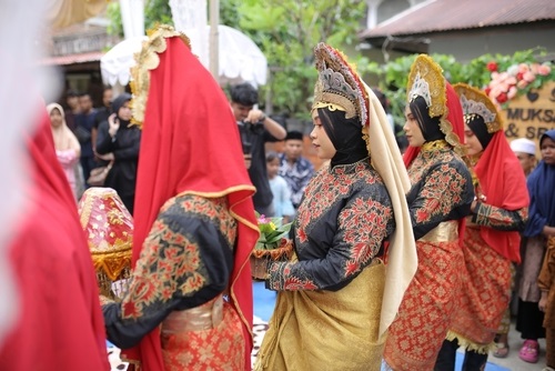Ragam Tarian Aceh - WonderVerse Indonesia
