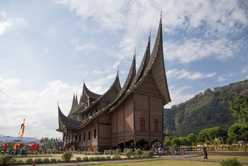 Rekomendasi Destinasi Wisata Bukittinggi - WonderVerse Indonesia