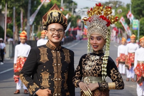 Ragam dan Fungsi Pakaian Adat Aceh - WonderVerse Indonesia