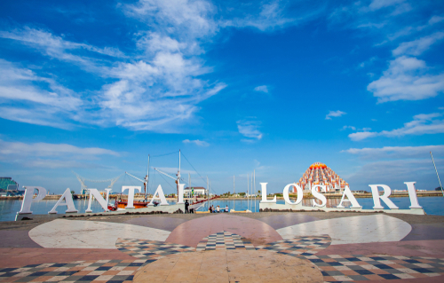 Keunikan Pantai Losari Sulawesi Selatan - WonderVerse Indonesia