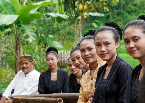 Macam-macam Suku Jawa Barat - WonderVerse Indonesia