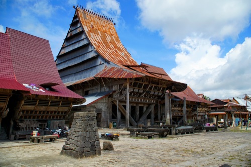 Mengenal Fahombo Batu - WonderVerse Indonesia