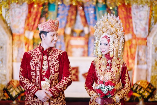 Pakaian Adat Suku Minang untuk Pernikahan - WonderVerse Indonesia