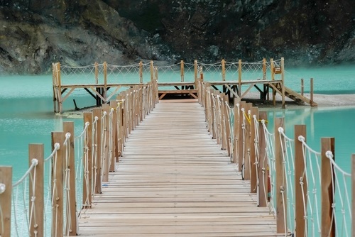 Rekomendasi Destinasi Wisata Kawah Putih - WonderVerse Indonesia