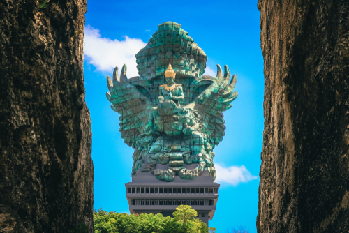 Contoh Patung Monumen di Indonesia - WonderVerse Indonesia