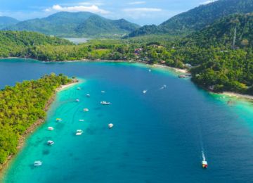 Keunikan Wisata Aceh - WonderVerse Indonesia