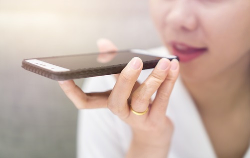 Manfaat Voice Assistants - WonderVerse Indonesia