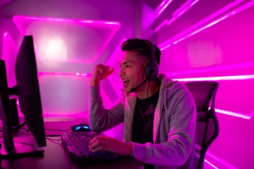 17 Gamers Terbaik di Dunia yang Kaya Raya dari Main Game!