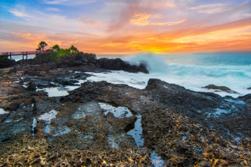 9 Spot Foto Pantai Menganti Sambil Menelusuri Keindahannya