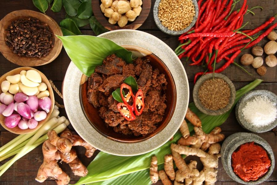 21 Makanan Khas Padang yang Terkenal Menggugah Selera!