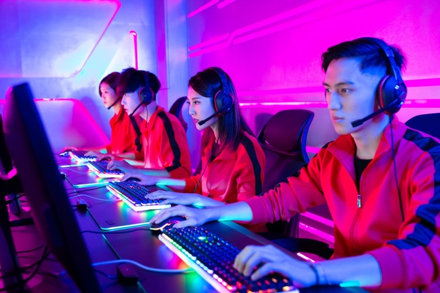 Komunitas Gamer Indonesia dan Prestasi Gemilang Arena Esport