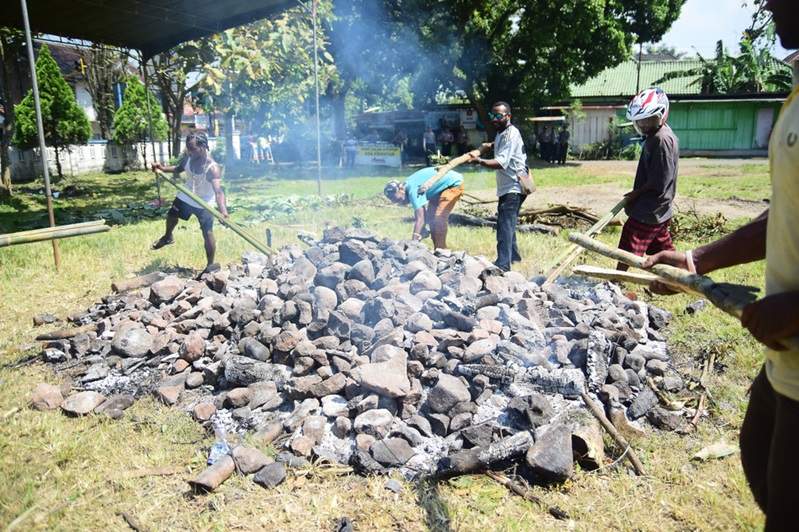 12 Upacara Adat Papua: Tradisi Turun-Temurun yang Unik