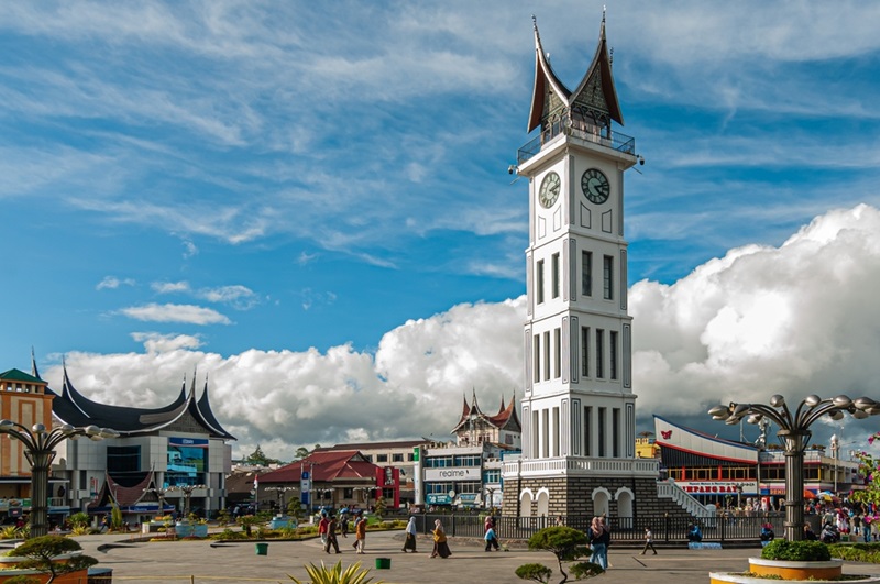 Jam Gadang Bukittinggi, Landmark Unik Hadiah Ratu Belanda