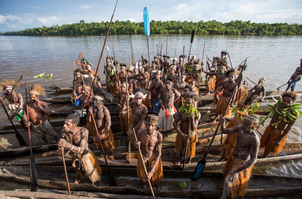20 Suku Papua dan Keunikan Budayanya yang Amat Beragam